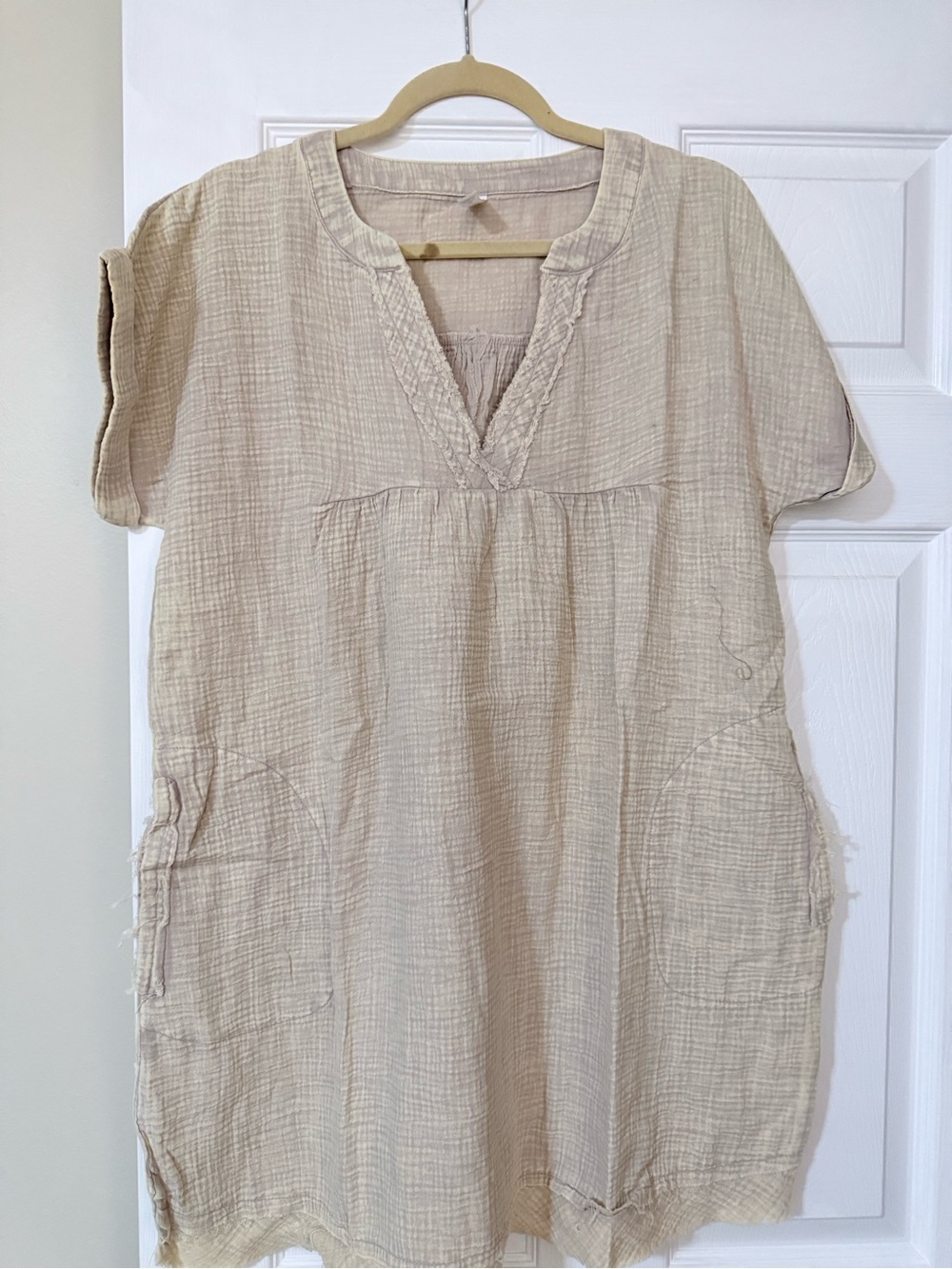 Zenana Outfitters Cream Gauze V-Neck dress
